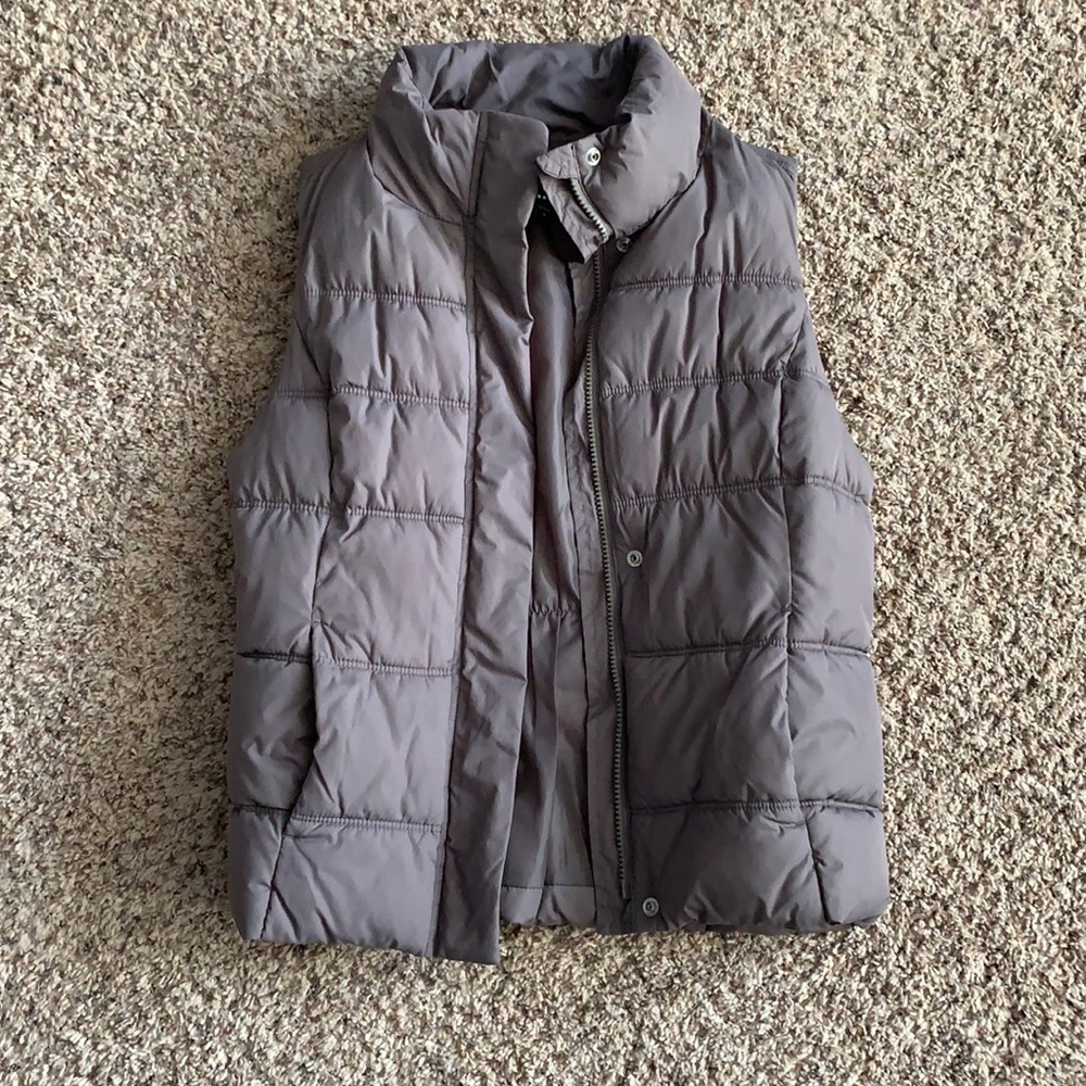 GAP Puffer Vest